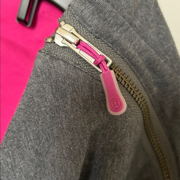 LULULEMON SWAY Jacket - Picture 6 of 7